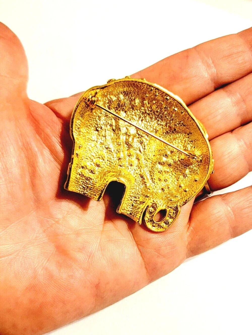 Large Rhinestone Elephant Brooch Pin, Shiny Gold-tone Animal Figural ab1-35